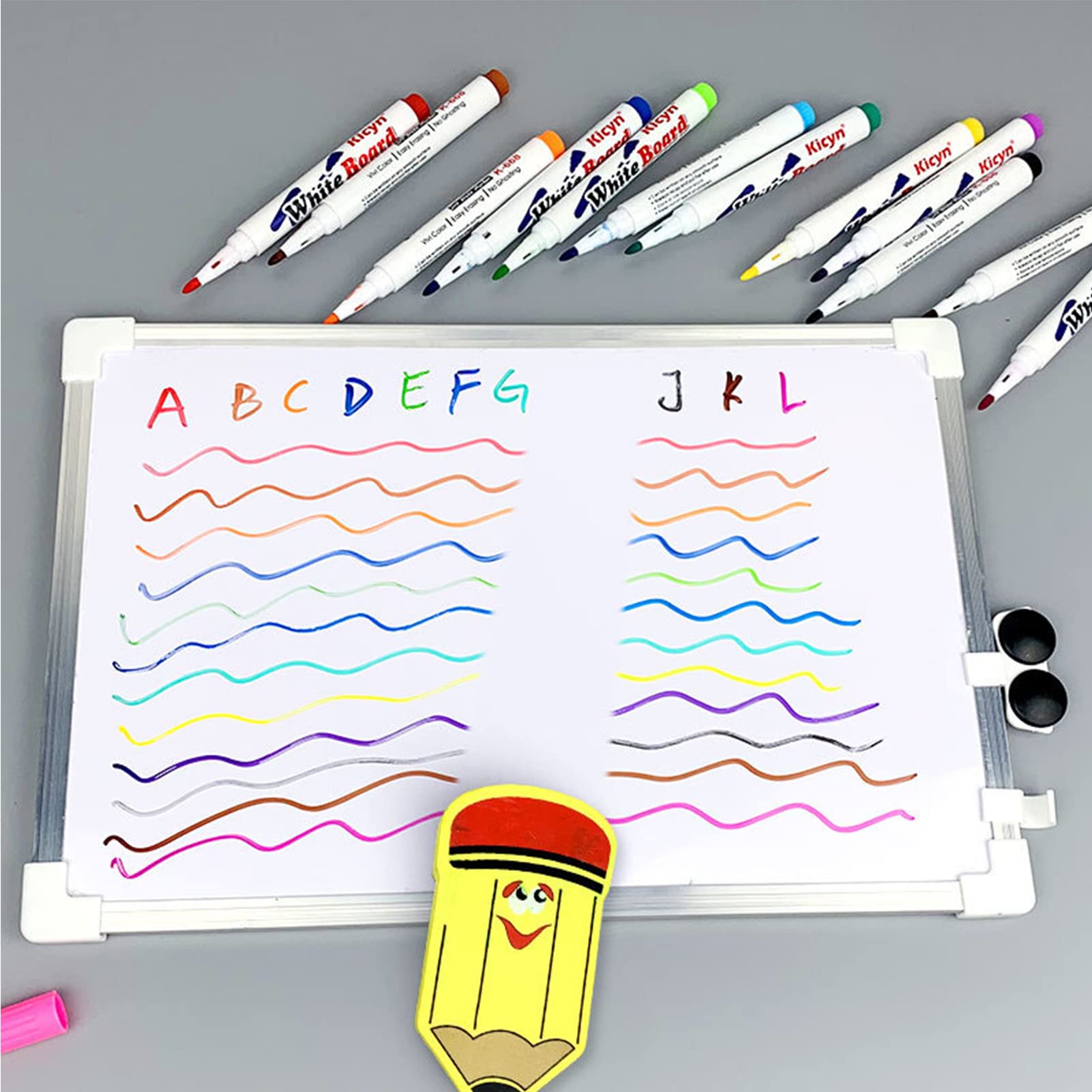 Magiske tusjer for tegning på vann